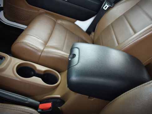 Used 2011 Jeep Wrangler Unlimited Sahara w/ Dual Top Group image 20