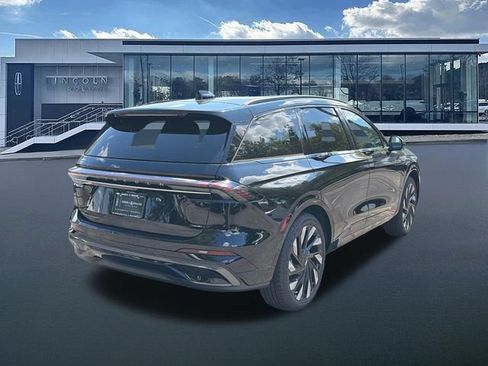New 2026 Lincoln Nautilus Reserve AWD/4WD image 8