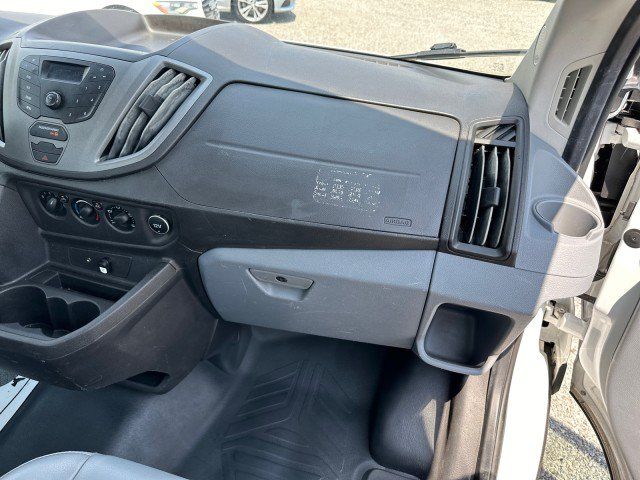Used 2018 Ford Transit 250 138 RWD image 31
