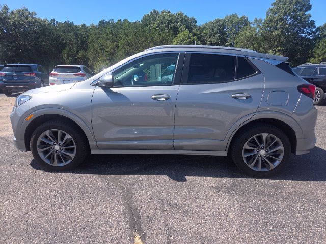 Used 2023 Buick Encore GX Select w/ Sport Touring Package AWD/4WD image 6