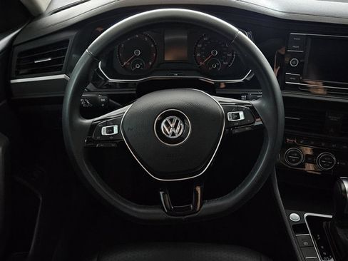 Used 2020 Volkswagen Jetta SE FWD image 10