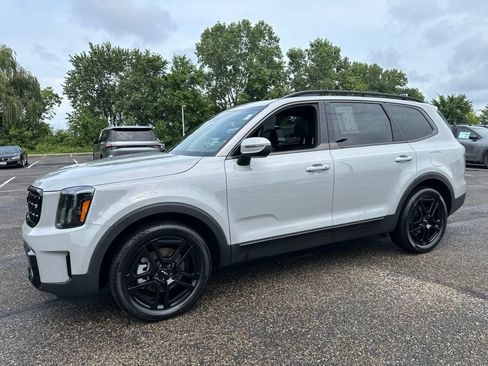 Used 2024 Kia Telluride EX X-Line AWD/4WD image 10