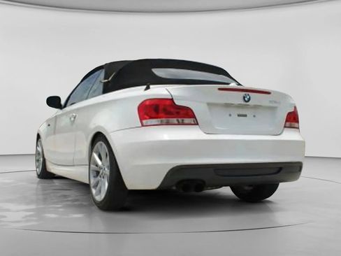 Used 2013 BMW 135i Convertible RWD image 4
