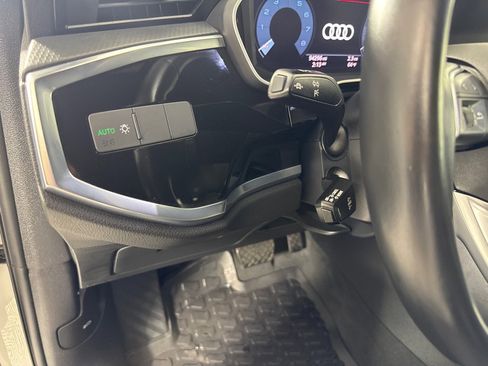 Used 2021 Audi Q3 2.0T Premium image 17