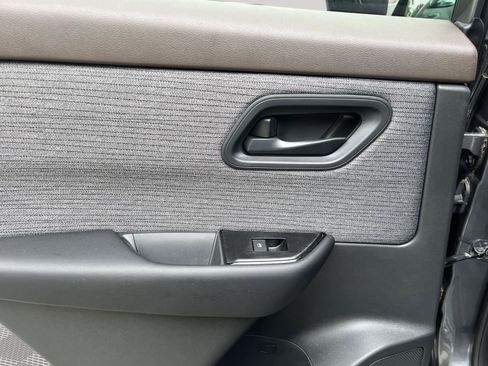 Certified 2023 Nissan Rogue S AWD/4WD image 12