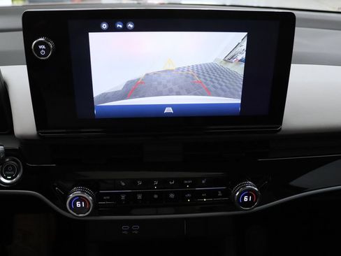 Used 2025 Honda Prologue Touring image 21