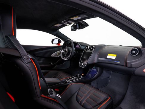 New 2026 McLaren GTS RWD image 23