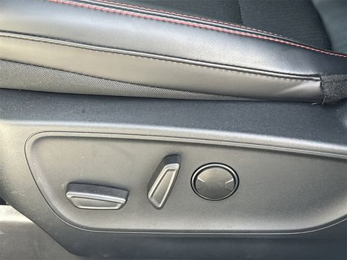 New 2025 Ford Escape ST-Line w/ Tech Pack #1 image 17