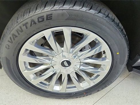 Used 2023 Cadillac Escalade Premium Luxury w/ Performance Package image 67