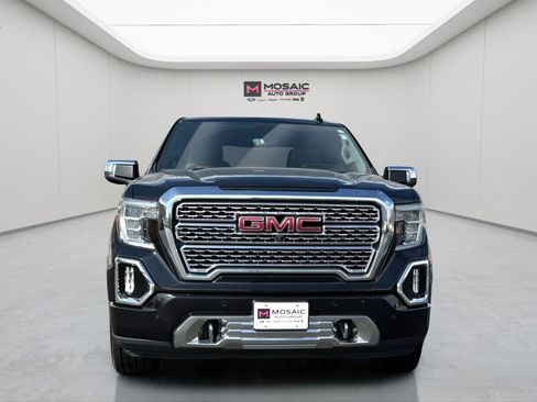 Used 2020 GMC Sierra 1500 Denali w/ Denali Premium Package image 8
