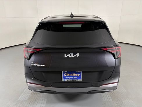 New 2026 Kia Sportage EX FWD image 7