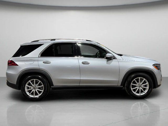 Used 2025 Mercedes-Benz GLE 350 4MATIC image 2