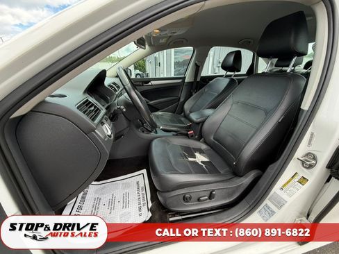 Used 2015 Volkswagen Passat 1.8T Wolfsburg Edition FWD image 13