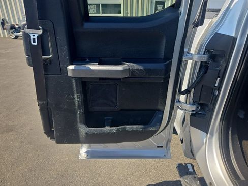 Used 2015 Ford F150 XLT w/ Equipment Group 301A Mid AWD/4WD image 28