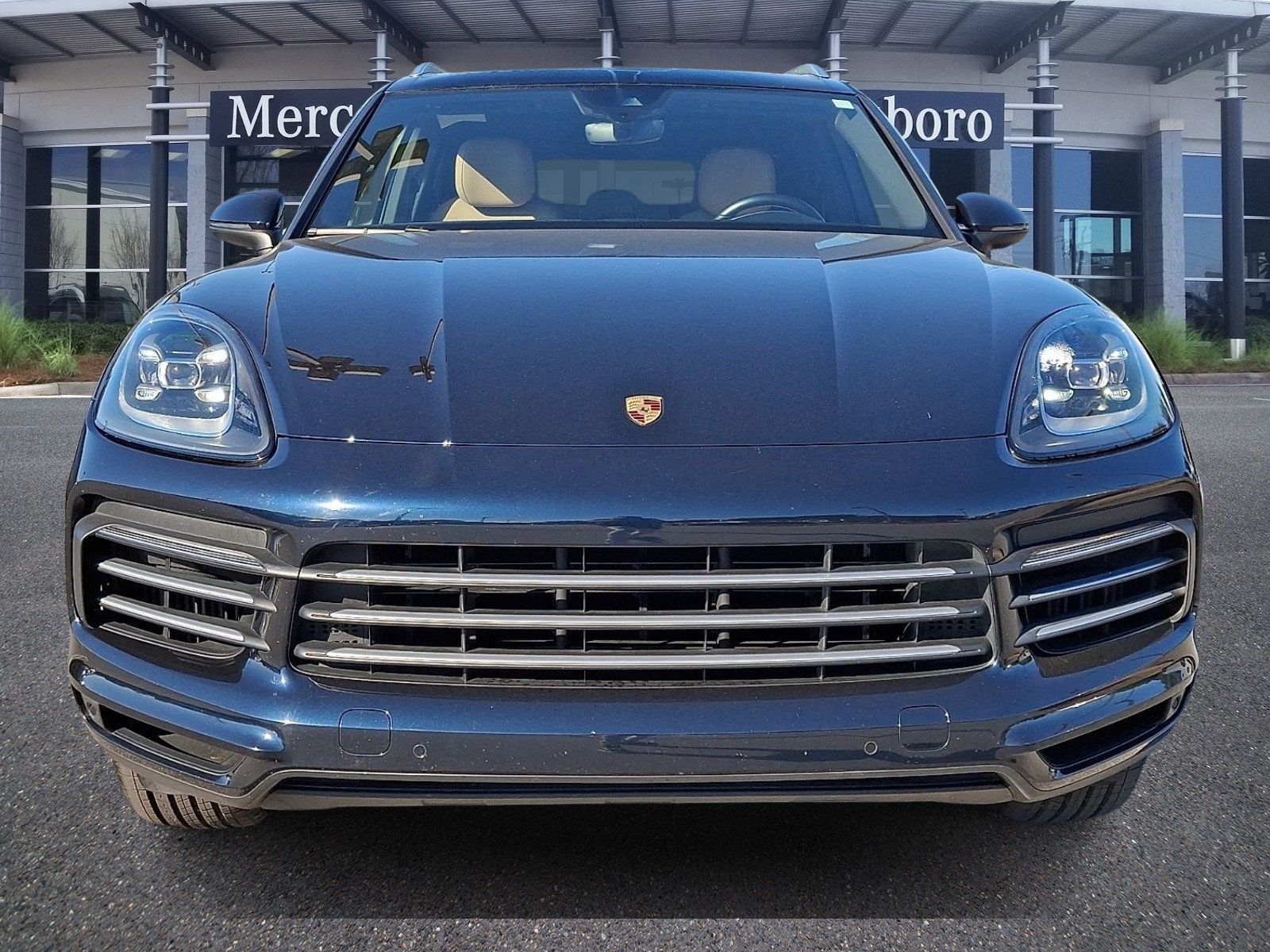 Used 2019 Porsche Cayenne AWD/4WD image 2