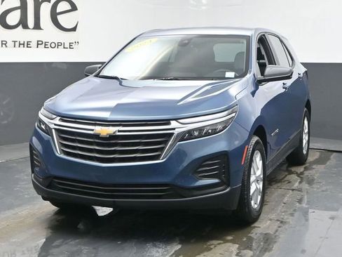 Used 2024 Chevrolet Equinox LS w/ LS Convenience Package image 7