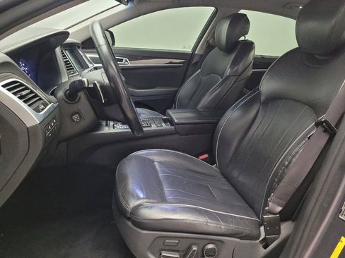 Used 2015 Hyundai Genesis 3.8 w/ Option Group 03 image 17