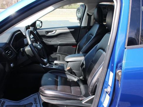 Used 2022 Ford Escape SEL image 13