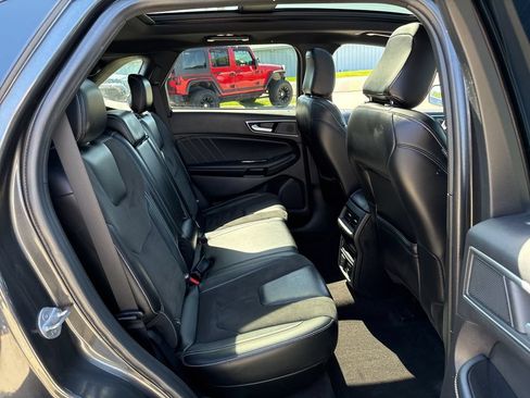 Used 2020 Ford Edge ST w/ Cold Weather Package AWD/4WD image 14