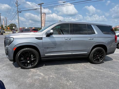 Used 2022 GMC Yukon Denali AWD/4WD image 5