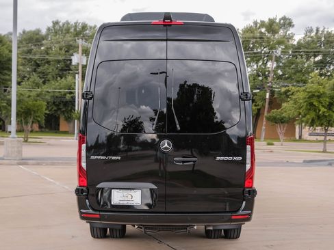 Used 2024 Mercedes-Benz Sprinter 3500 image 12