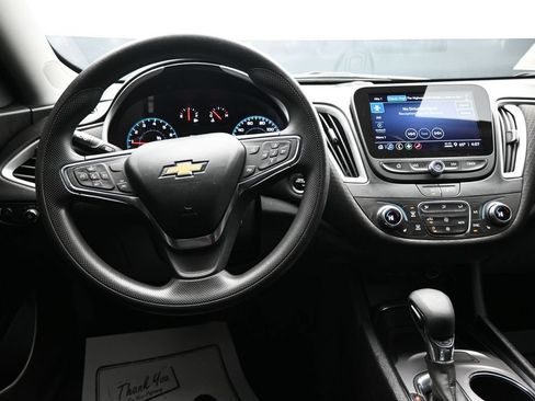 Used 2023 Chevrolet Malibu LT FWD image 13