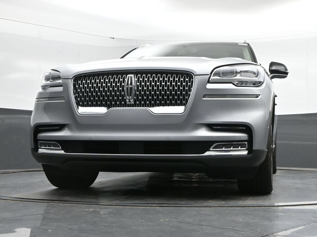 Used 2022 Lincoln Aviator Reserve w/ Equipment Group 201A AWD/4WD image 45