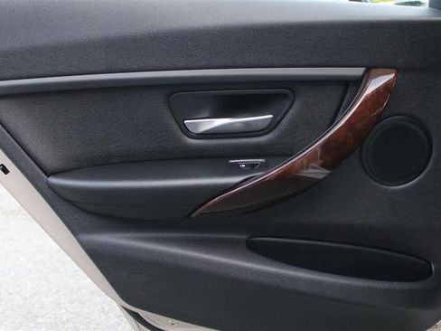 Used 2014 BMW 328i xDrive Sedan AWD/4WD image 25
