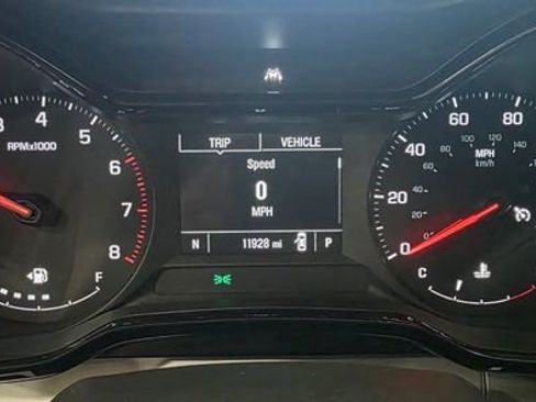 Used 2024 Chevrolet Trax LS w/ LS Convenience Package image 16