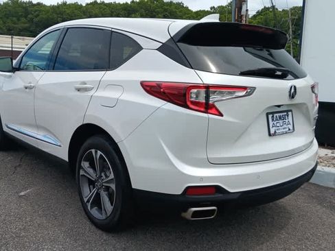 Used 2023 Acura RDX AWD w/ Advance Package image 3