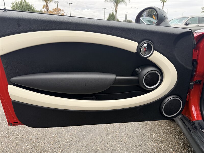 Used 2013 MINI Cooper Hardtop FWD image 19