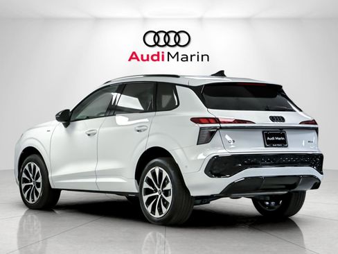 New 2026 Audi Q3 quattro 2.0T AWD/4WD image 3