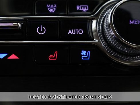 Used 2022 Lincoln Nautilus Reserve AWD/4WD image 7