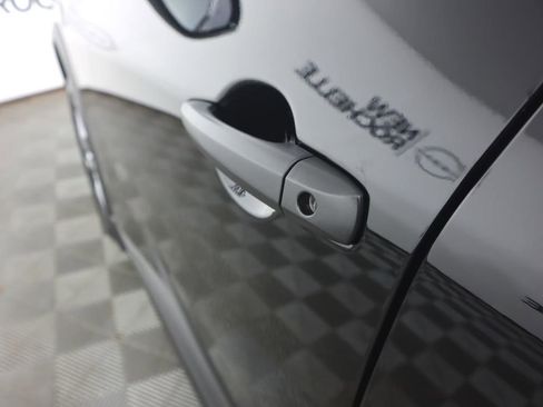 Certified 2025 Nissan Rogue S image 11