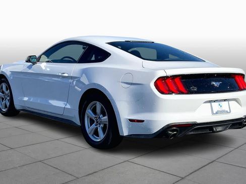 Used 2018 Ford Mustang Coupe image 11