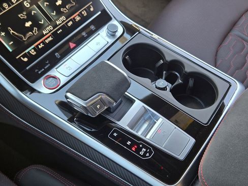 New 2026 Audi RS Q8 performance image 22