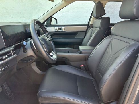 Used 2025 Hyundai Santa Fe SEL image 29