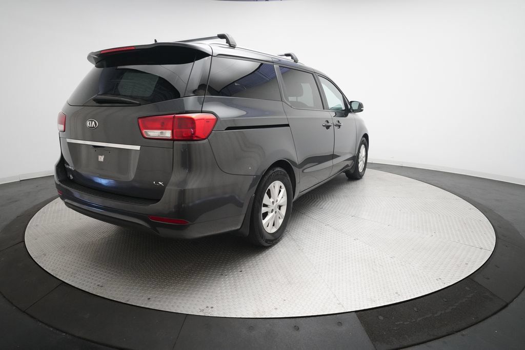 Used 2016 Kia Sedona LX FWD image 33