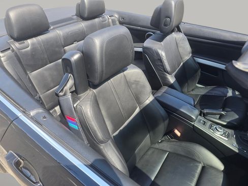 Used 2011 BMW M3 Convertible image 15