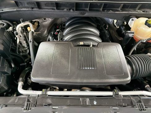 Used 2023 Chevrolet Tahoe Premier AWD/4WD image 35