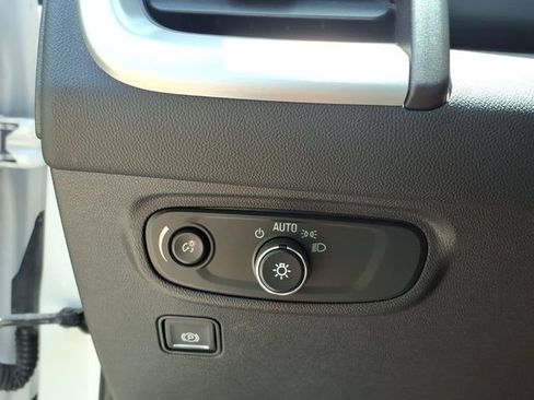 Used 2021 GMC Terrain SLE w/ Driver Convenience Package AWD/4WD image 31