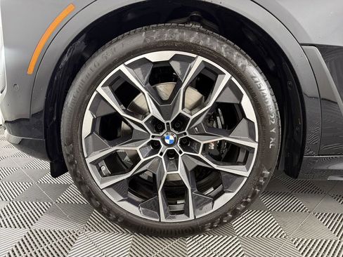 Used 2026 BMW X7 xDrive40i w/ M Sport Package image 9