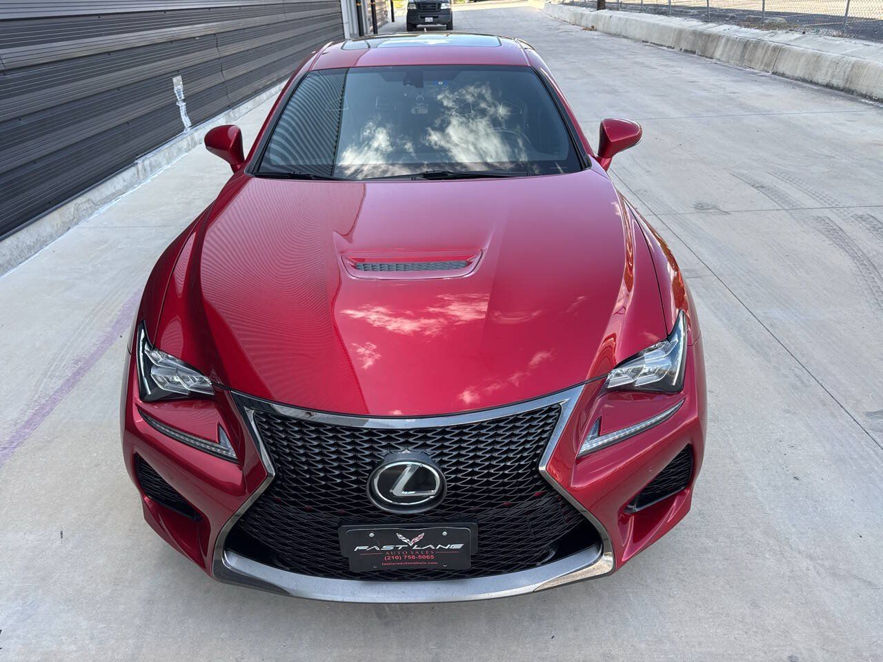 Used 2017 Lexus RC F w/ Premium Package RWD image 4
