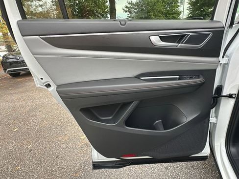 New 2026 Volkswagen Atlas Peak Edition AWD/4WD image 22