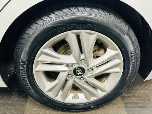 Used 2019 Hyundai Elantra SEL w/ Cargo Package image 30