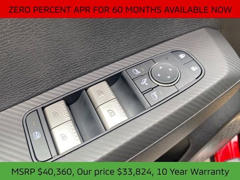 New 2025 Mitsubishi Outlander SE image 36