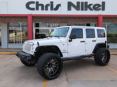 Used 2017 Jeep Wrangler Unlimited Sahara w/ Connectivity Group