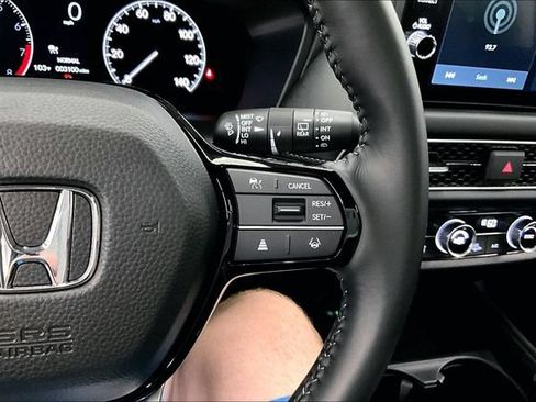 Used 2026 Honda HR-V EX-L image 28