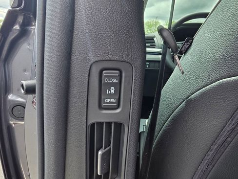 New 2026 Honda Odyssey Touring image 15