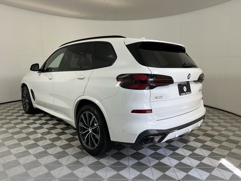 New 2026 BMW X5 xDrive40i w/ M Sport Package image 5